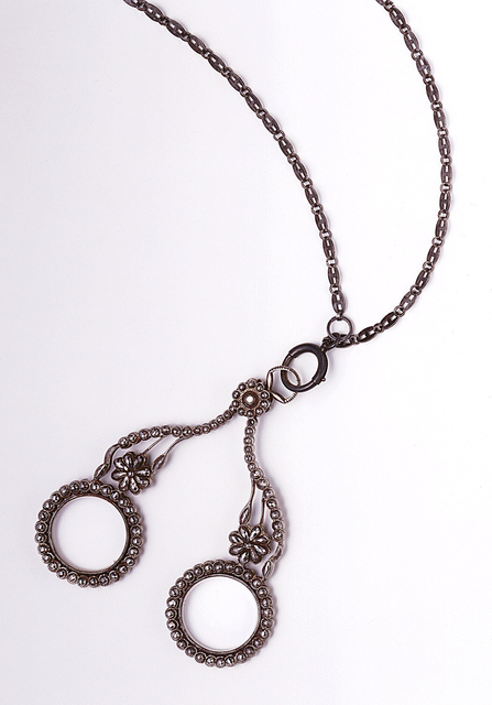 Lorgnon And Chain, 19th century