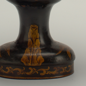 Coal Scuttle And Cover, early 19th century