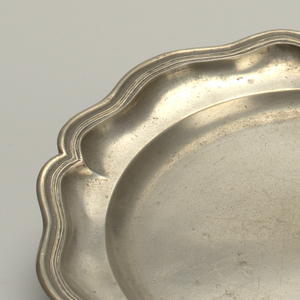 Plate