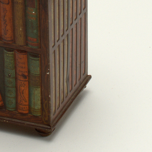 Biscuit Tin, 1905