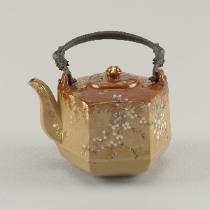 Teapot And Lid (USA), 1882