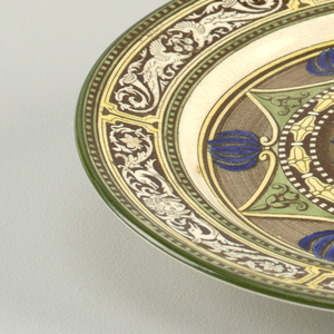 Urn Plate, 19th century