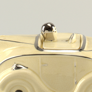 Teapot And Cover (England), ca. 1930