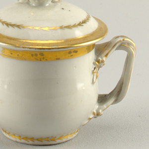 Cup And Lid, late 18th–early 19th century