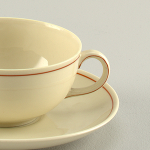 Cup And Saucer (Germany), 1930–31