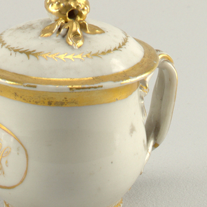 Cup And Cover, late 18th–early 19th century