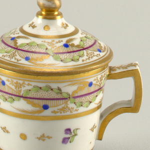 Cup