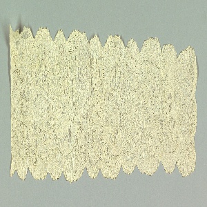 Cap Streamers, 1700–1750