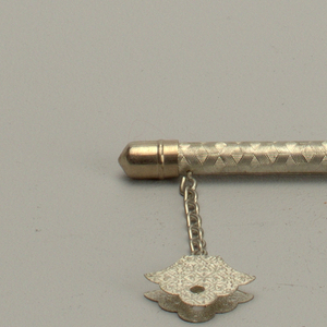 Window Shade Pull (USA)
