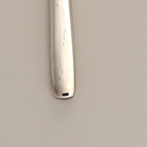 Knife, Table