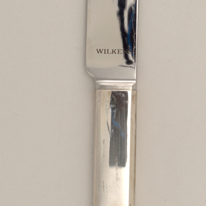 Knife, Table