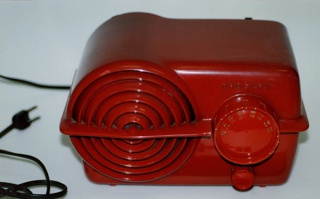 Model 11-115U "Serenader" Radio Radio