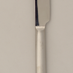 Knife, Table