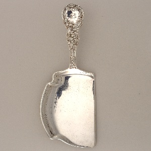 Chrysanthemum Crumb Scoop, 1880–91