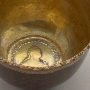 Cup