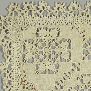Square, 16th–17th century