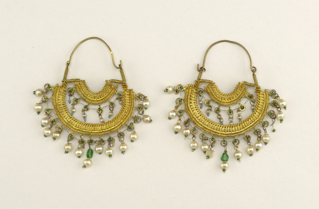 Earrings (India)