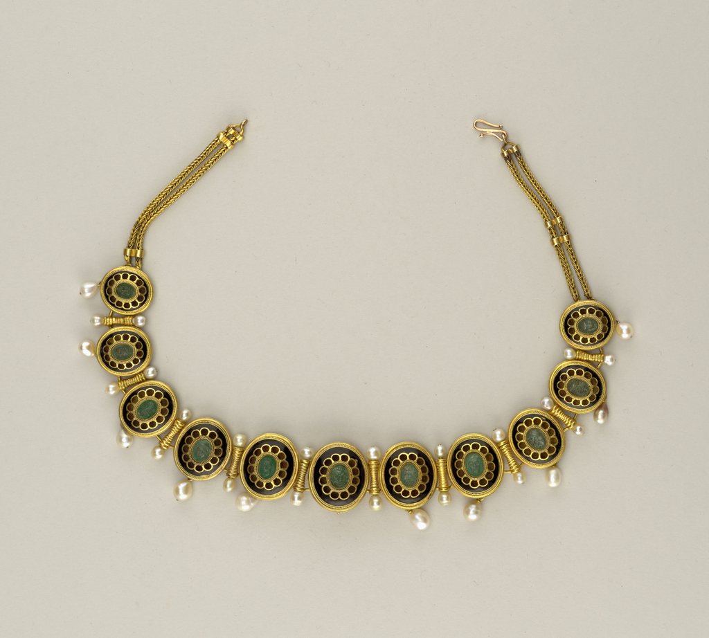 Necklace (Italy)