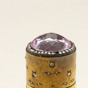 Flask, 1920–1930
