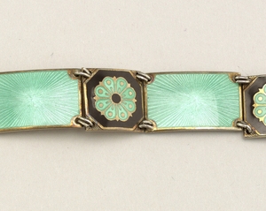 Bracelet (Norway)