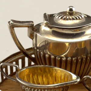 tray Miniature