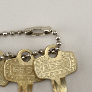Padlock Key (USA), 1924–25
