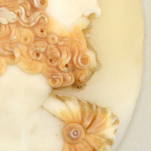 Cameo