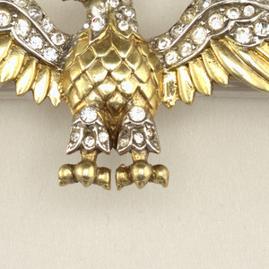 Brooch (USA), 1940–50