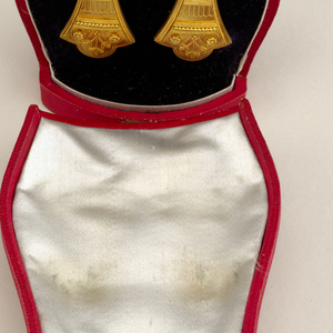Brooch And Earrings (France), ca. 1870