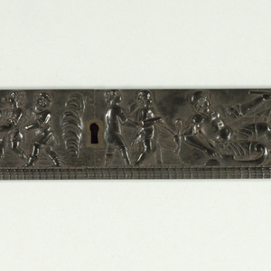 Fragment, Drawer Front
