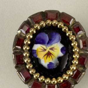 Buttons with pansies Button
