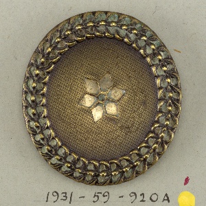 Button (England)