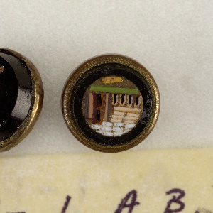 Button (Italy)