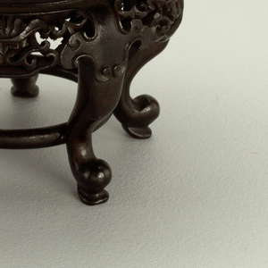 Bowl With Stand