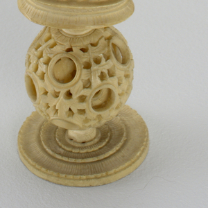 White King Chess Set