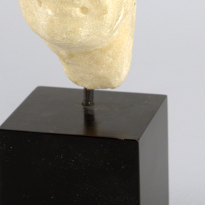Sculpture fragment Head