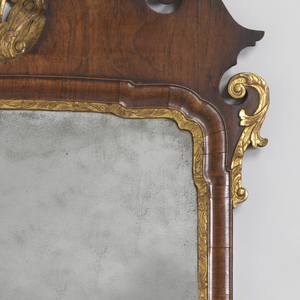 Mirror With Candle Brackets (England), 1720–35