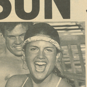 Newspaper, The Sun: Sunday Sun, 1982