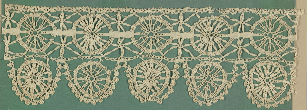 Band, Bobbin Lace 2