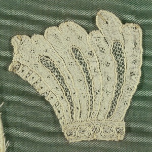 Fragment, Cooper Union Museum Lace Study Card, 18th century