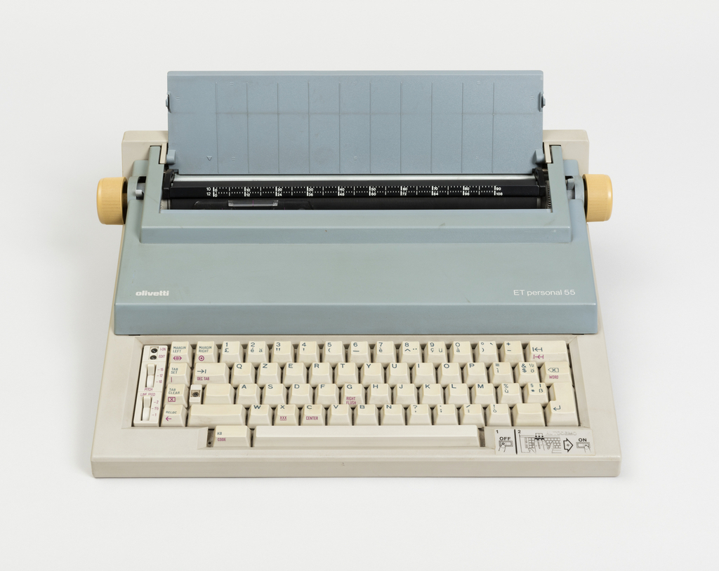 ET Personal 55 Portable Typewriter