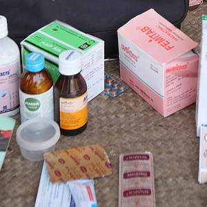 Health Volunteer (Shasthya Shebika) kit, 1977–2013