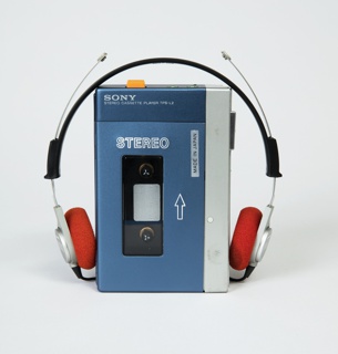 TPS-L2-Walkman Cassette Player and MDR-3L2 Headphones Walkman Portable Cassette Player And Headphones