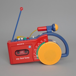 CFM-2500 My First Sony Radio Cassette Player, Recorder and Radio Radio Cassette Recorder