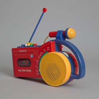 CFM-2500 My First Sony Radio Cassette Player, Recorder and Radio Radio Cassette Recorder