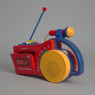 CFM-2500 My First Sony Radio Cassette Player, Recorder and Radio Radio Cassette Recorder