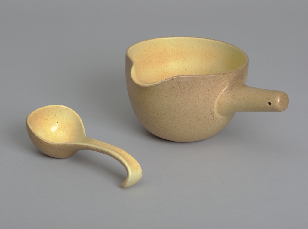 Coupe Pouring Bowl And Ladle Coupe Pouring Bowl And Ladle