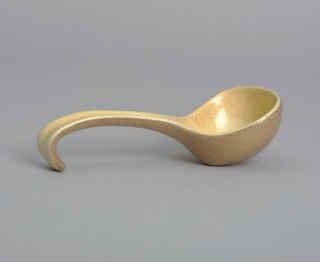 Coupe Pouring Bowl And Ladle