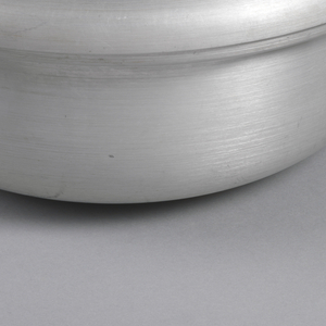 Pot And Lid (USA), 1930–40