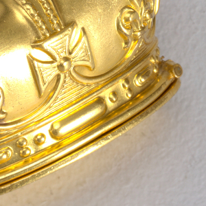 Crown-shaped matchsafe Matchsafe, ca. 1900